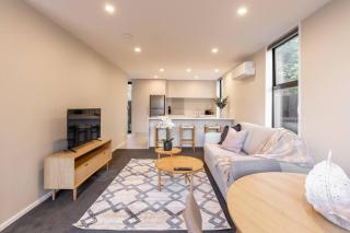 Brand New & Central Townhouse - 0