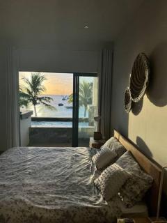 Luxurious Sunset Beachfront Apt - LMB12 - Rivière Noire - 8