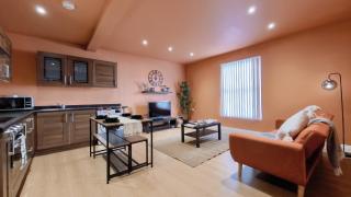 New Colourful & Spacious 2 Bedroom Apartment in Central Birmingham with Free Wifi, Parking and Keyless Access - Birmingham - 9