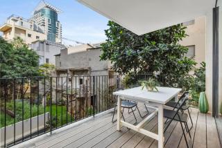 Enchanting apartment steps from Beach Bomb Shelter - Tel Aviv - 1