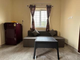Cozy Room 1Bhk with Lift 601 - Bangalore - 7