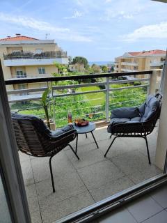 Bright & calm sea-view apartment - Antibes - 0