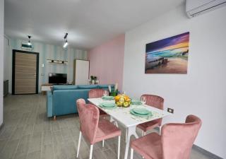 Otis Apartment - Alezzi Beach Resort - Năvodari - 6