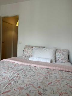 Cozy Corner near Paris La Defense Grande Arche - 5