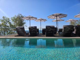 Olive Villas Beach Hotel - 1