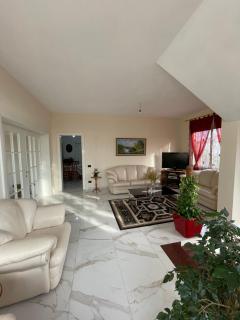 Vila BriArt - Durrës - 5