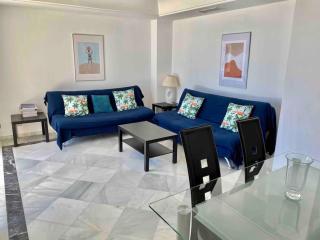 Frontline Sea en Puerto Banús Grey de Albion - 3