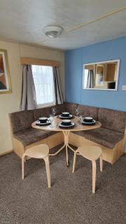 8 Berth Holiday Home at St Osyth Holiday Park - Saint Osyth - 2