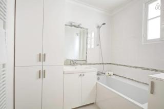 GuestReady - Bright Flat at Porte d'Auteuil Metro - Paris - 1