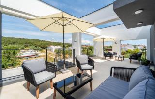 1 Bedroom Amazing Apartment In Sukosan - 9