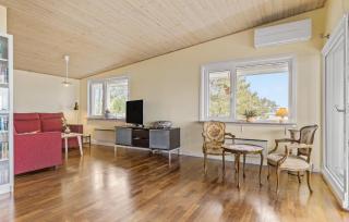 Gorgeous Home In Ølsted With Kitchen - Ølsted - 6