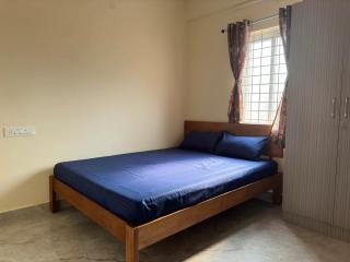 Cozy Room 1Bhk with Lift 102 - 7