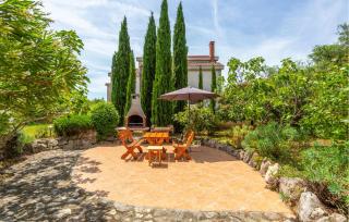 Gorgeous Home In Pinezici - 2