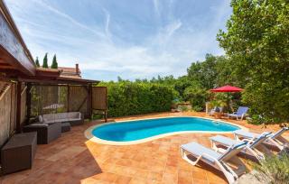 Gorgeous Home In Pinezici - 0