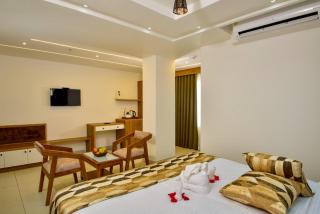 Hotel Dain Castle, Varkala - 3