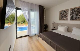 Stunning Home In Supetar - 3