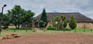 Tava Lingwe Game Lodge & Wedding Venue - Parys - 2