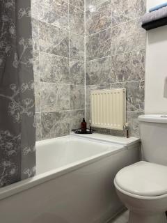 Crescent Apartment - Two bedroom - Goodmayes - 5