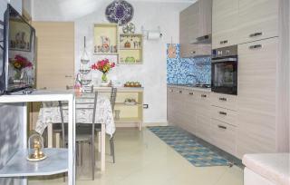 Beautiful Apartment In Roccaspinalveti - Roccaspinalveti - 2