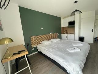 Bel appartement design tout confort (Parking Gratuit) à 10 minutes de Bordeaux - Cenon - 8