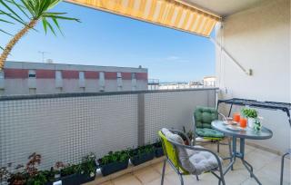 Beautiful Apartment In Split With Wifi - Split - 1