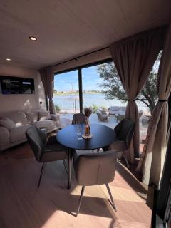 10gardens Premium Mobile Homes with private jacuzzi & sauna by OIKO Collection - Privlaka - 2
