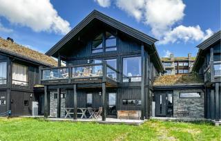 4 Bedroom Beautiful Home In Øyer - Øyer - 0