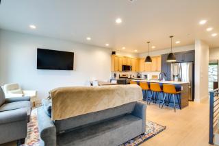 Peaceful Crested Butte Townhome with Mountain Views - 7