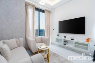 2 bhk with Private Pool - Samana Golf Avenue - Dubai - Dubai - 6