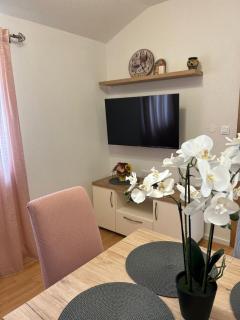 Apartment Lovre Topic - 3