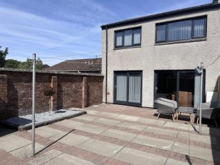 St Andrews Luxury 2-Bed House Sleeps 4 - 1