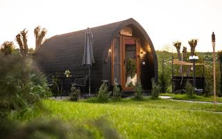 Glamp In Style Pods Resort - Bran - 7