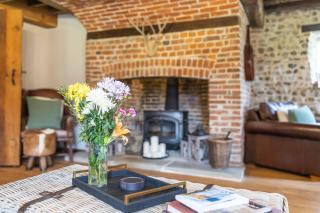 Bailiffs Cottage - Colchester - 6