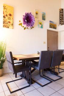 Cozy Townhouse with Community Pool Near ASU West - 5