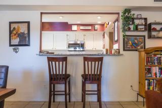 Cozy Townhouse with Community Pool Near ASU West - Phoenix - 3