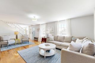 Blissful Island Haven - 6