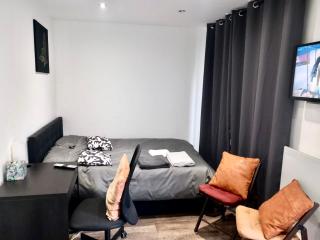 Cosy 1-Bed Studio in Northolt perfect to unwind - 2