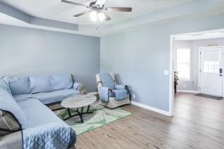 Above-Ground Pool and Backyard at Murfreesboro Home! - 6