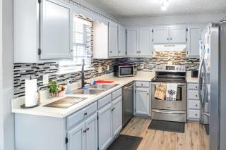 Above-Ground Pool and Backyard at Murfreesboro Home! - Murfreesboro - 3