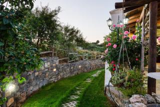 Villa Eleftheria: 5 bedroom villa with Pool & Jacuzzi in Panormo! - Panormos Rethymno - 9