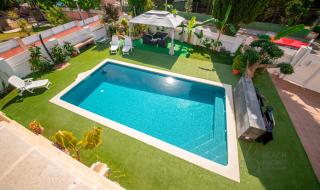 R153 - Espaciosa Villa con Piscina Privada en Coma - Comarruga - 6
