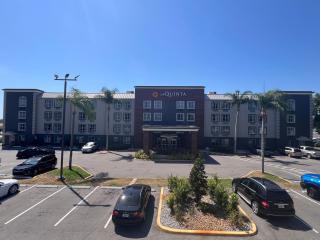 La Quinta by Wyndham Lakeland East - Lakeland - 0