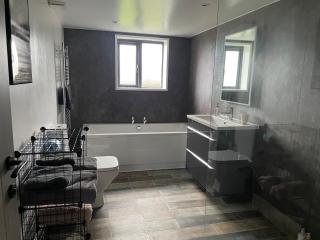 The Piggery @ Goonwinnow Farm - Newquay - 5