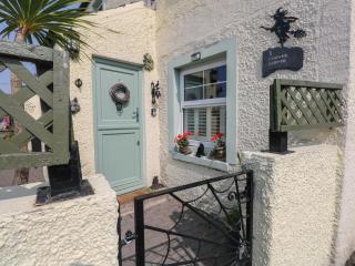 Cobwebs Corner - Porthcawl - 9