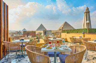 Cleopatra Tower Pyramid View - Il Cairo - 9