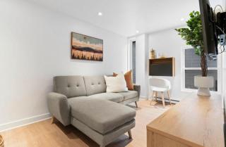 Luxury 3 person Apartment in heart Montréal downtown - Montreal - 0