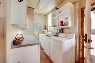 Rural Texas Villa w/ Hot Tub - Horses Welcome! - 1