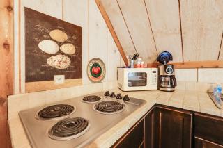 Chic Tree House Studio about 24 Mi to Bandera! - Tarpley - 1