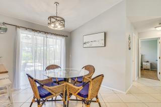 Screened Porch and Heated Pool Cape Coral Home - Cape Coral - 4