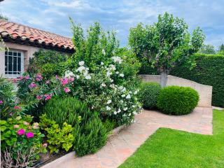 Superbe Villa, Piscine chauffée, jardin, climatisée, proche du village - Le Plan-de-la-Tour - 5